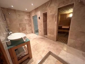 Photo 37- click for photo gallery